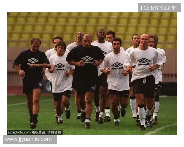 全明星足球球星分值分布解析及其对比赛表现的影响分析 全明星足球球星分值分布解析及其对比赛表现的影响分析