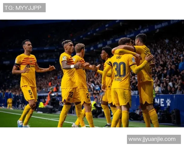 从绿茵场到铁窗内 这些曾因犯罪而入狱的足球明星 从绿茵场到铁窗内 这些曾因犯罪而入狱的足球明星