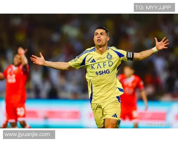 穿7号球衣的足球传奇明星盘点及其历史影响力解析 穿7号球衣的足球传奇明星盘点及其历史影响力解析