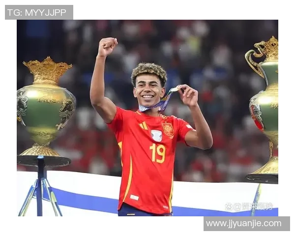 中国十大男足球星排名揭秘 他们的传奇成就与未来潜力分析 中国十大男足球星排名揭秘 他们的传奇成就与未来潜力分析