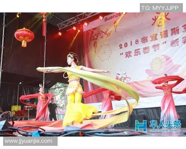 足球明星齐聚圣诞晚会盛典共庆佳节激情与欢乐满溢 足球明星齐聚圣诞晚会盛典共庆佳节激情与欢乐满溢